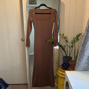 Brown Long-Sleeve Scoop Neck Maxi Dress